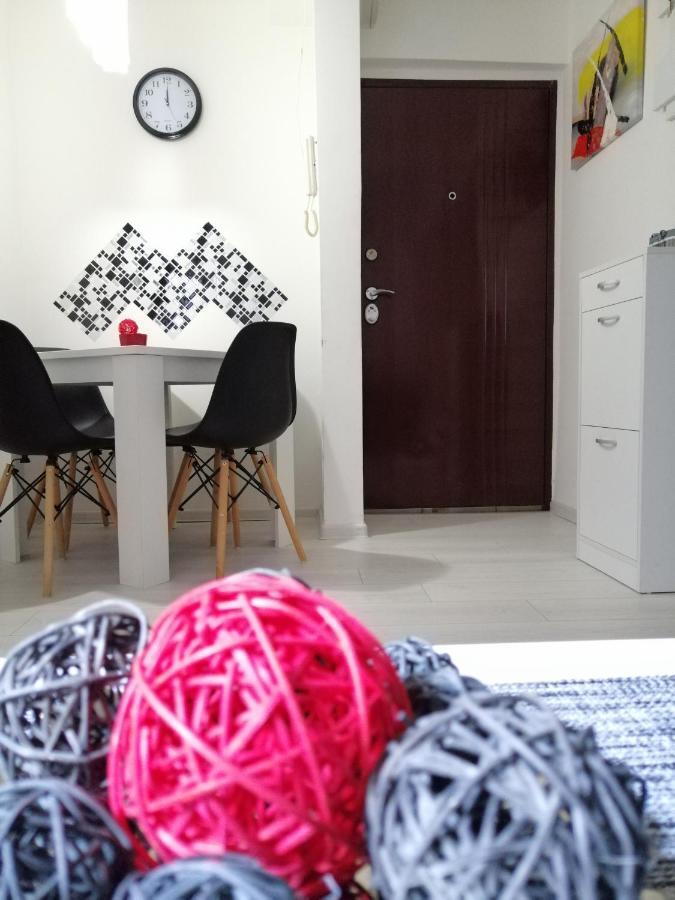 Studio Apartman Kocka 贝尔格莱德 外观 照片