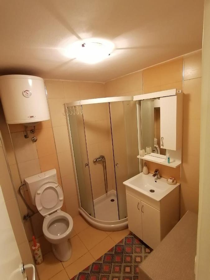 Studio Apartman Kocka 贝尔格莱德 外观 照片